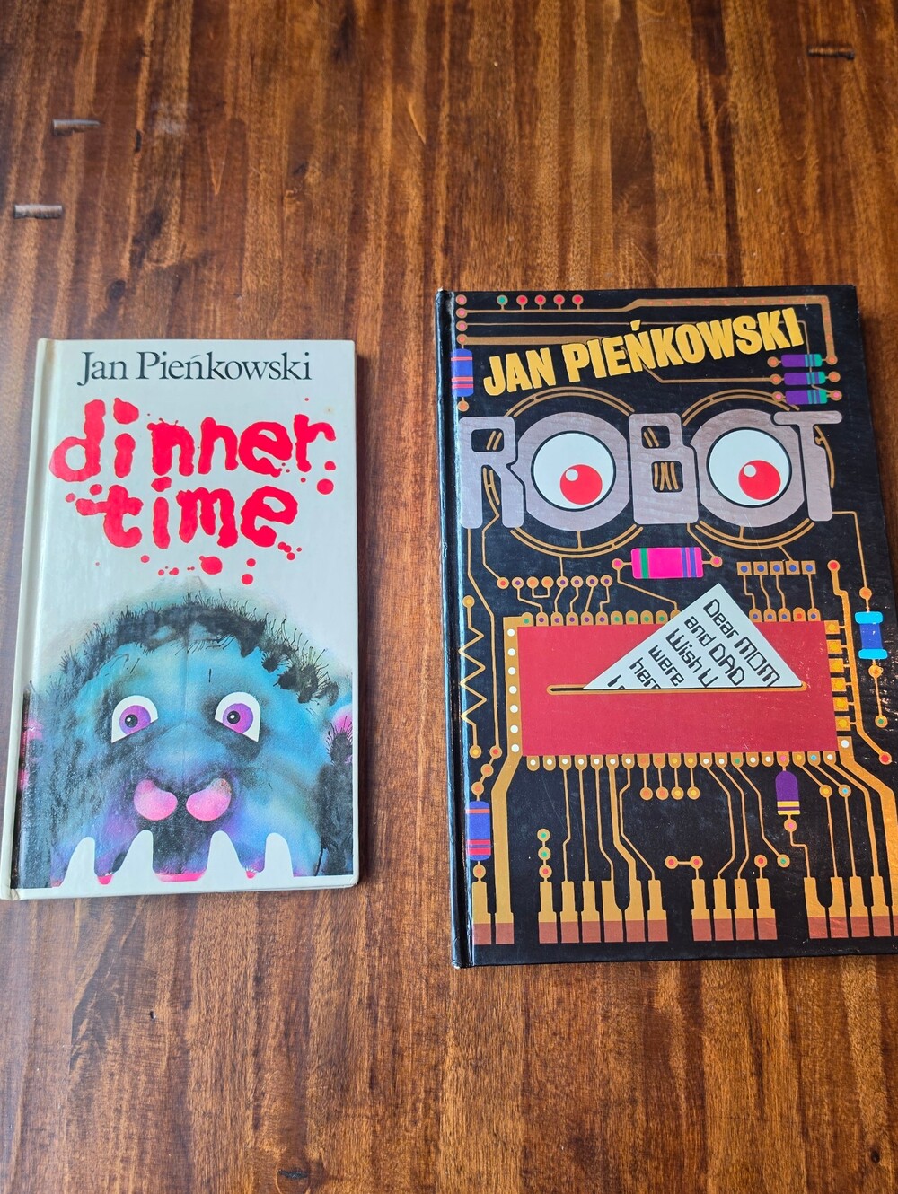 Rare* Vintage pop up book Set by Jan Pieńkowski